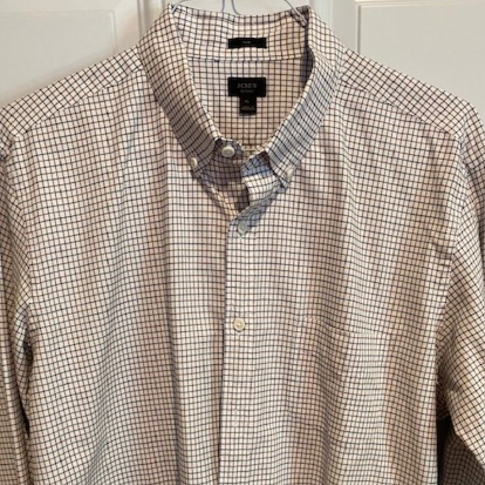 J Crew checkered pattern button down long sleeve shirt